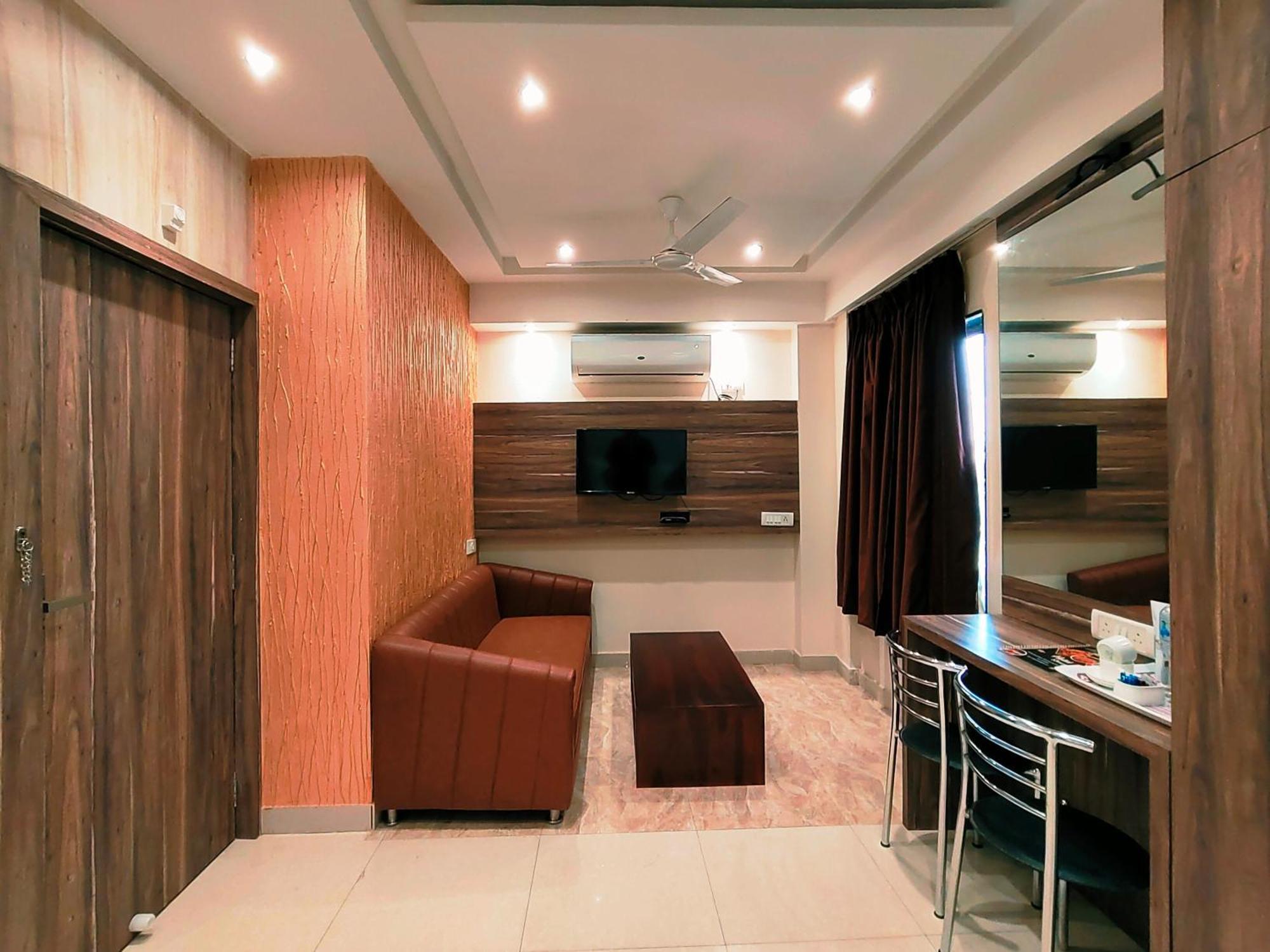 Hotel Steam Kolkata Exterior photo