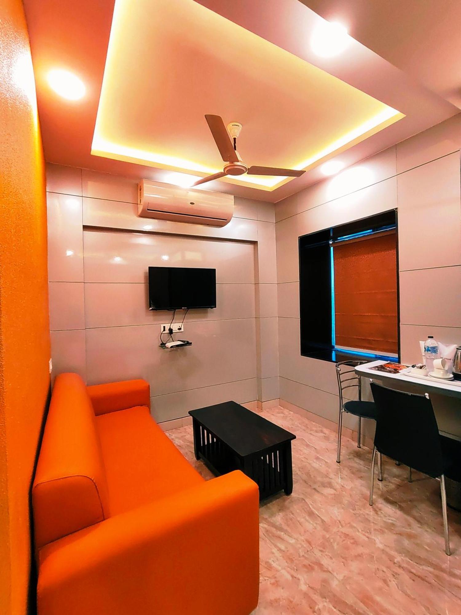 Hotel Steam Kolkata Exterior photo